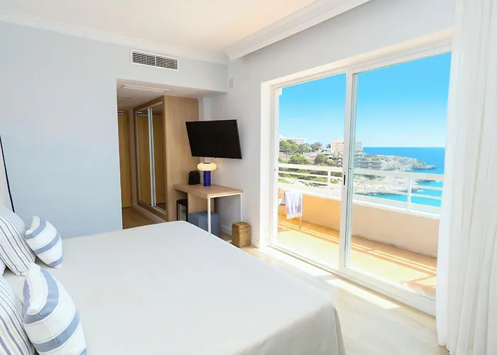 Hotel Cala Font